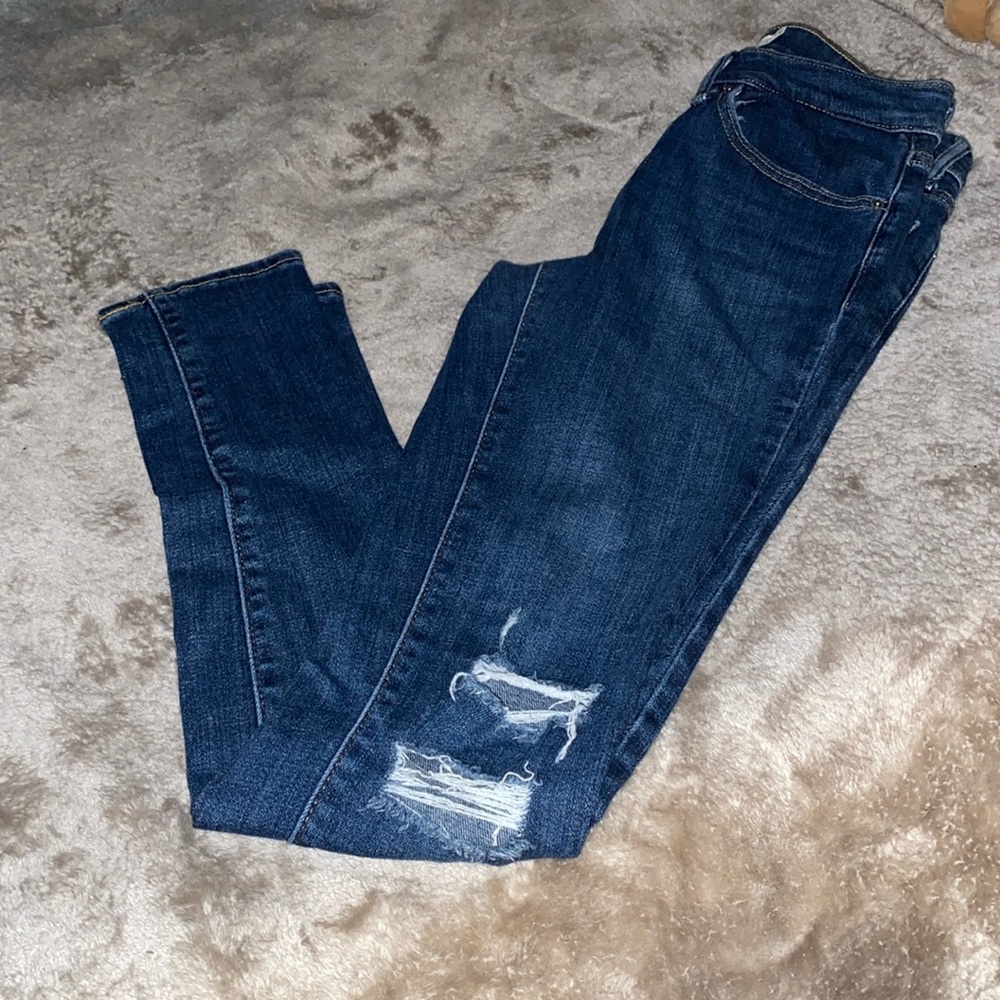 Mid-rise Levi’s Jeans